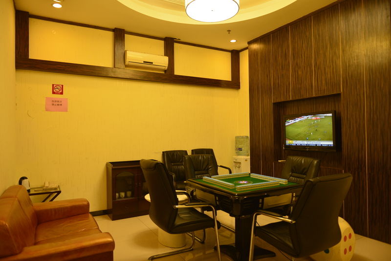 גואנגג'ואו Vili International Hotel מראה חיצוני תמונה