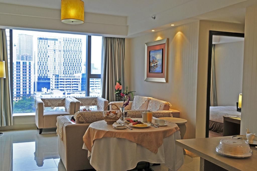 גואנגג'ואו Vili International Hotel מראה חיצוני תמונה